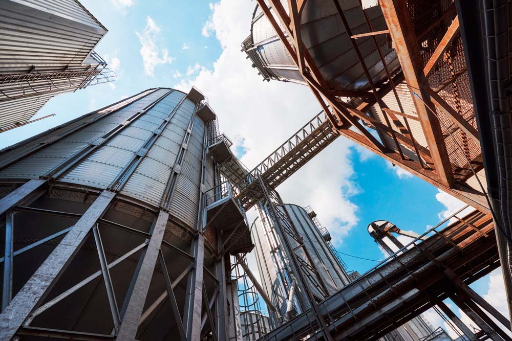 Acquisition d’un site industriel800 000 € | 24 mois | 10,5%